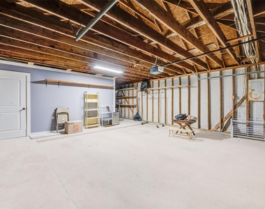 2027 Westshore Drive - Photo Thumbnail 49