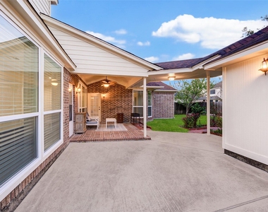 2027 Westshore Drive - Photo Thumbnail 45