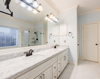 2027 Westshore Drive - Photo Thumbnail 27