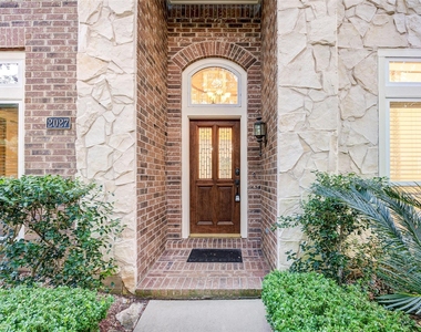 2027 Westshore Drive - Photo Thumbnail 5