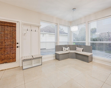 2027 Westshore Drive - Photo Thumbnail 19
