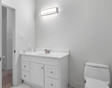 1310 E James Street - Photo Thumbnail 14