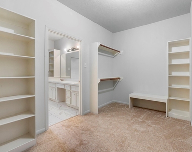 1310 E James Street - Photo Thumbnail 12