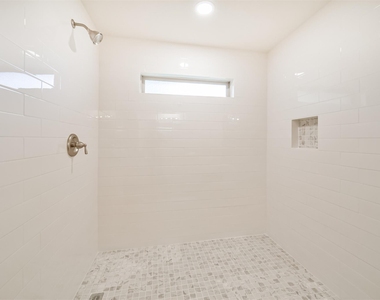 1011 Baltic Lane - Photo Thumbnail 28