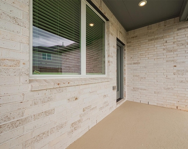 4206 Colony Lane - Photo Thumbnail 25