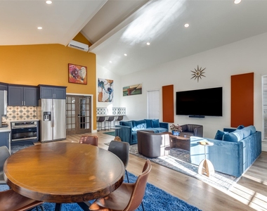 3231 Allen Parkway - Photo Thumbnail 16