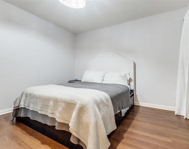 3231 Allen Parkway - Photo Thumbnail 8