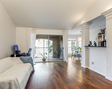 3231 Allen Parkway - Photo Thumbnail 3