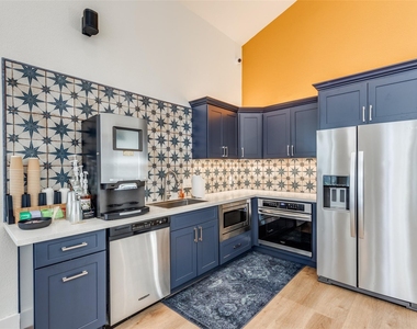 3231 Allen Parkway - Photo Thumbnail 17