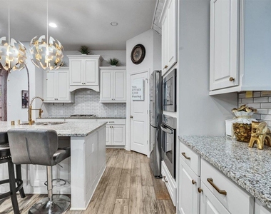 23311 Darst Field Trl - Photo Thumbnail 8