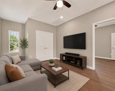 8321 Coma Street - Photo Thumbnail 4