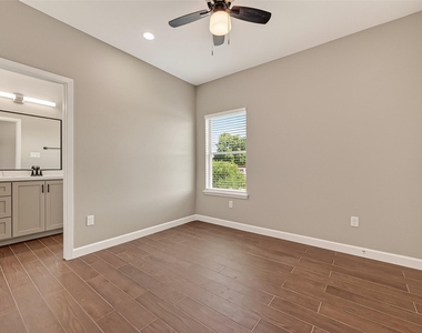 8321 Coma Street - Photo Thumbnail 15