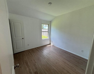 1739 Sahara Drive - Photo Thumbnail 13
