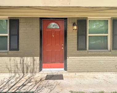 1016 E Walker Street - Photo Thumbnail 5