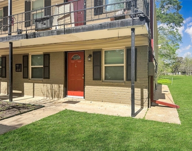 1016 E Walker Street - Photo Thumbnail 4