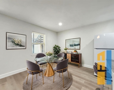 1016 E Walker Street - Photo Thumbnail 3