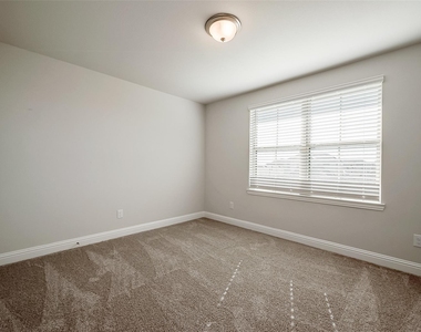 436 Long Beach Bay Dr - Photo Thumbnail 28