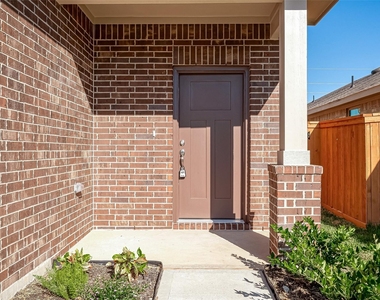 436 Long Beach Bay Dr - Photo Thumbnail 3
