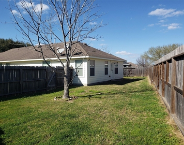 7302 Legacy Pines Drive - Photo Thumbnail 1