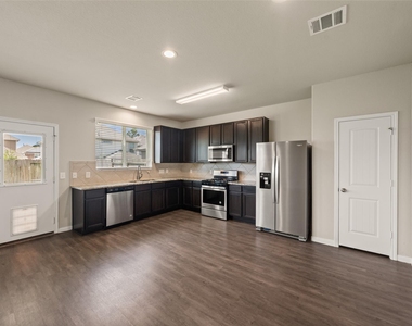 3580 Cannon Drive - Photo Thumbnail 5