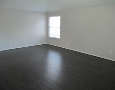 16714 Cheshire Place Drive - Photo Thumbnail 18