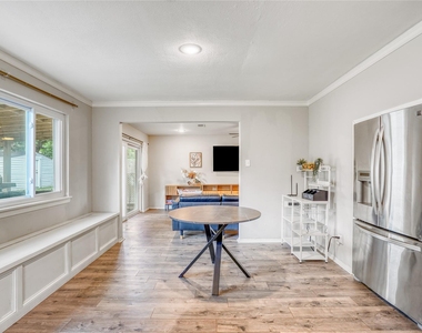 9626 Vilven Lane - Photo Thumbnail 12
