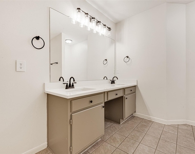 4826 Gypsy Forest Drive - Photo Thumbnail 13