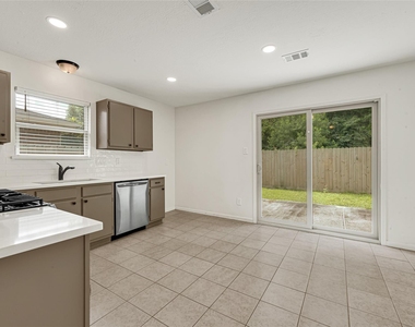 4826 Gypsy Forest Drive - Photo Thumbnail 7