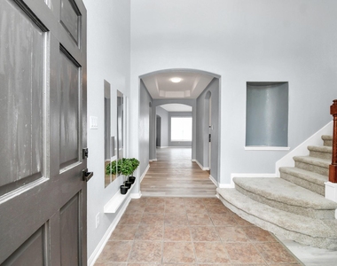3310 Manor Tree Lane - Photo Thumbnail 9