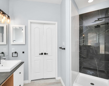 3310 Manor Tree Lane - Photo Thumbnail 24