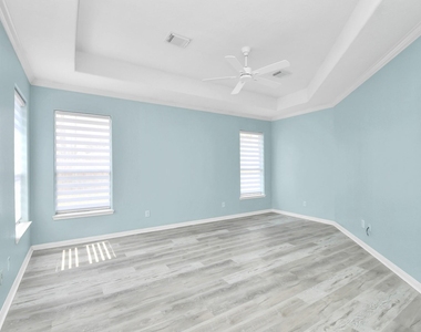 3310 Manor Tree Lane - Photo Thumbnail 19