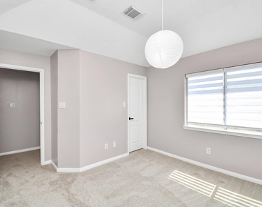 3310 Manor Tree Lane - Photo Thumbnail 28