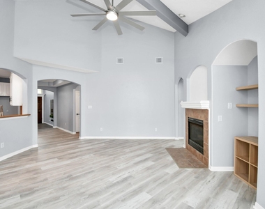 3310 Manor Tree Lane - Photo Thumbnail 13