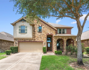 11119 Hayden Falls Drive - Photo Thumbnail 1