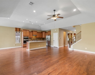 11119 Hayden Falls Drive - Photo Thumbnail 18