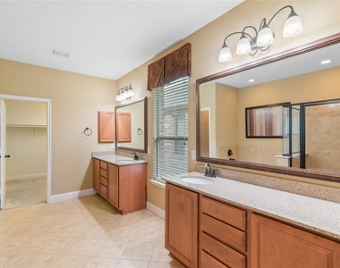11119 Hayden Falls Drive - Photo Thumbnail 22
