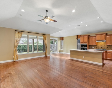 11119 Hayden Falls Drive - Photo Thumbnail 16