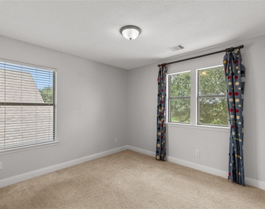 11119 Hayden Falls Drive - Photo Thumbnail 30