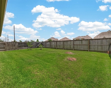 24015 Purple Clover Lane - Photo Thumbnail 33
