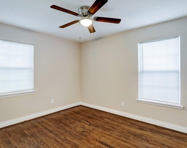 6634 Granite Street - Photo Thumbnail 5