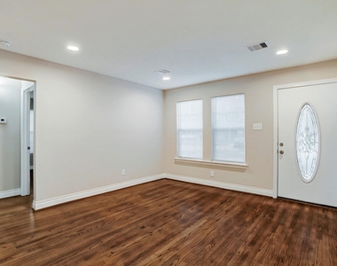 6634 Granite Street - Photo Thumbnail 3