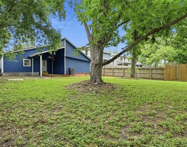 915 W Lewis Street - Photo Thumbnail 25