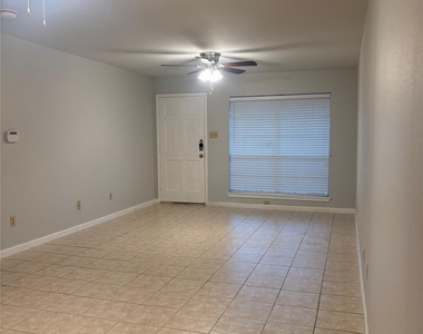 14333 Memorial Drive - Photo Thumbnail 2