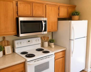 112 Sendero Drive - Photo Thumbnail 8