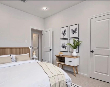 6311 Serenity Terrace Drive - Photo Thumbnail 8