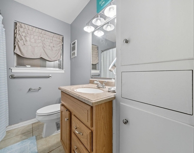 439 Pompano Street - Photo Thumbnail 8