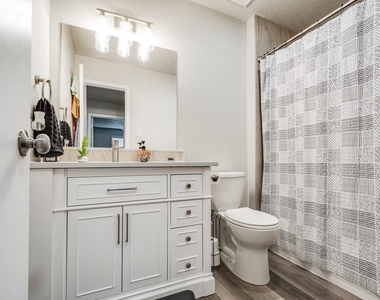 4218 Sequoia Street - Photo Thumbnail 6