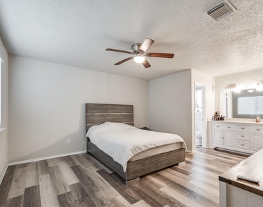 4218 Sequoia Street - Photo Thumbnail 1