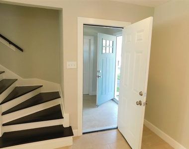 3332 Blodgett Street - Photo Thumbnail 1