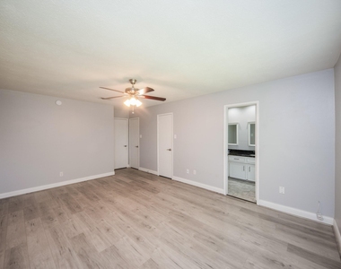 2903 Pepper Wood - Photo Thumbnail 20